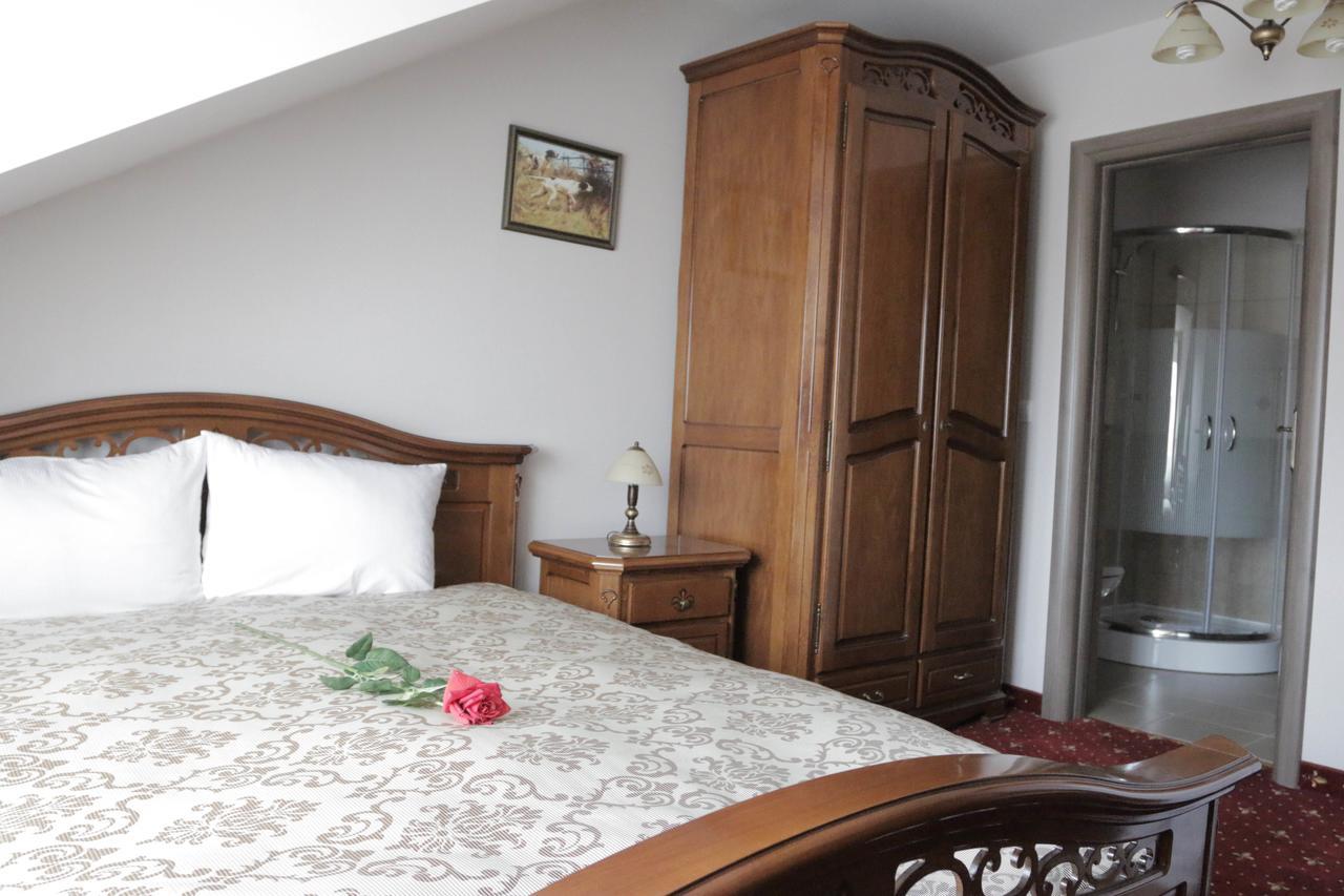 Hotel Slavia Salonta Exteriér fotografie